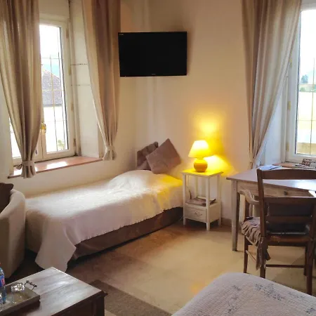 Domaine Du Manoir Bed and Breakfast 5*