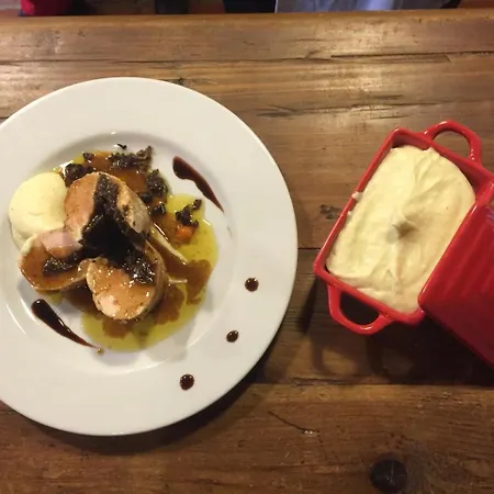 Domaine Du Manoir Bed & Breakfast 5*